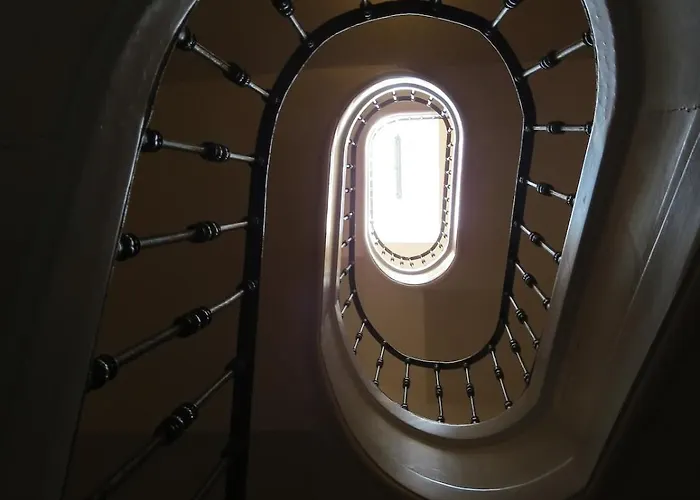 Boutique In The Heart Of ! Lemonn J *