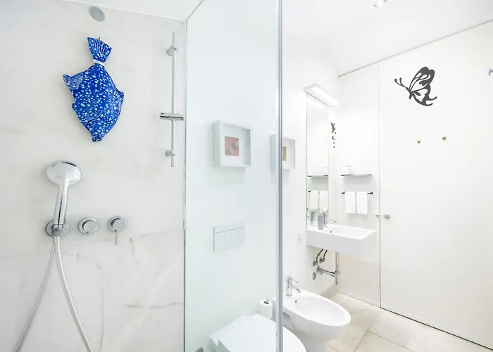 Boutique In The Heart Of ! Lemonn J Lisboa